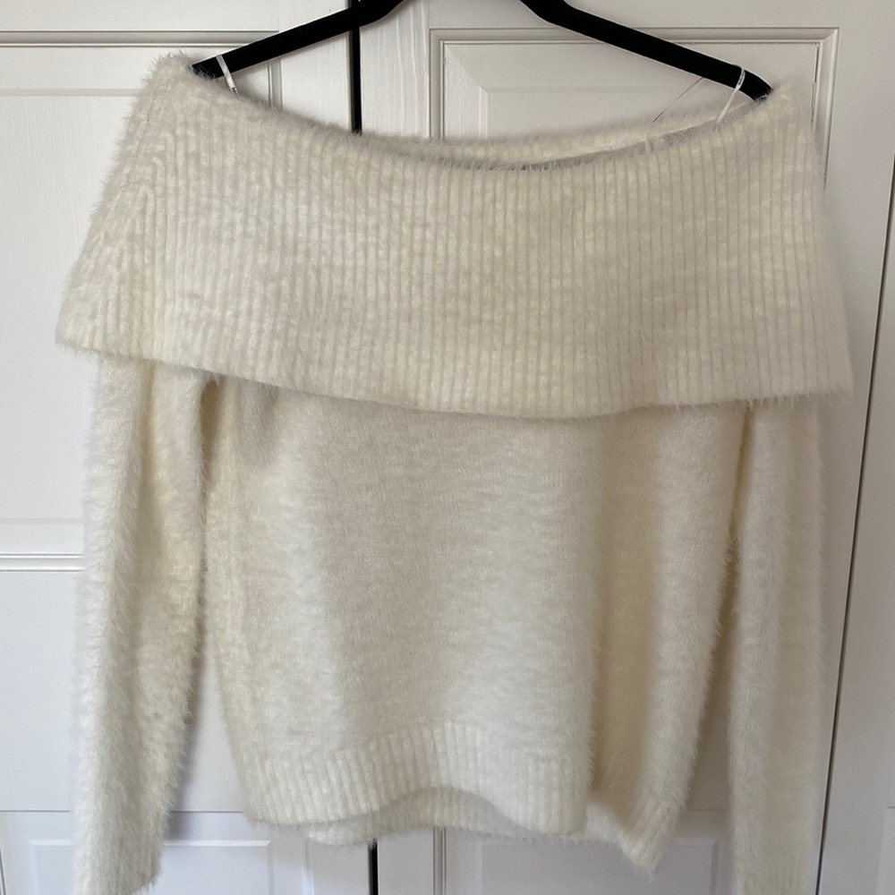 Kenzie Tallie Eyelash Pullover